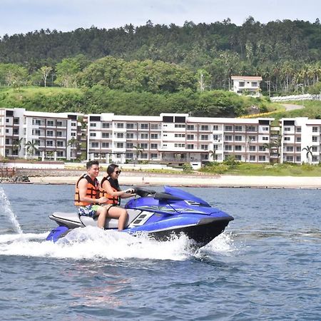 Holiday Oceanview Residences And Resort Самал Экстерьер фото